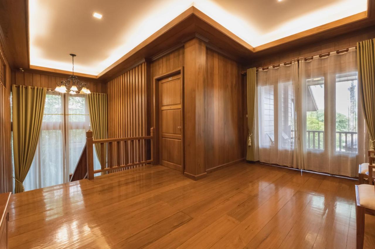 Vanasin Residence Tak Luaran gambar